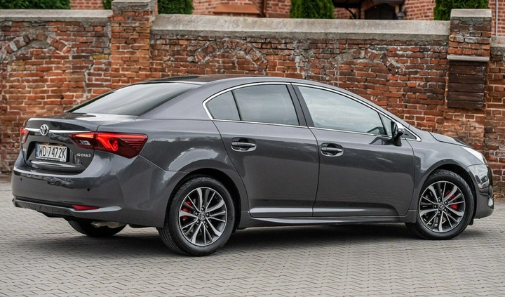 Toyota Avensis cena 46700 przebieg: 260000, rok produkcji 2016 z Radzymin małe 407